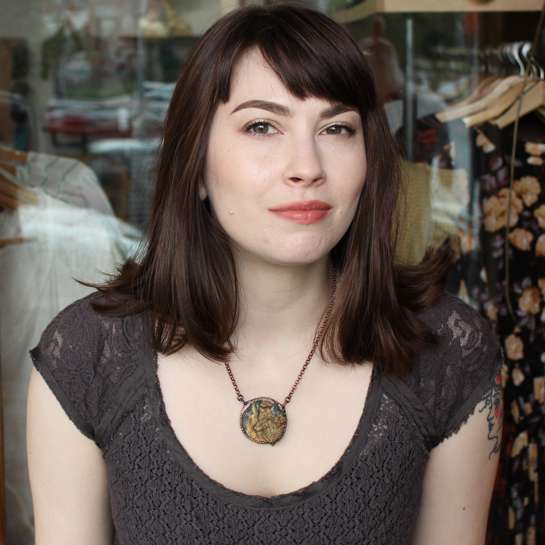Labradorite Wolf Necklace - b