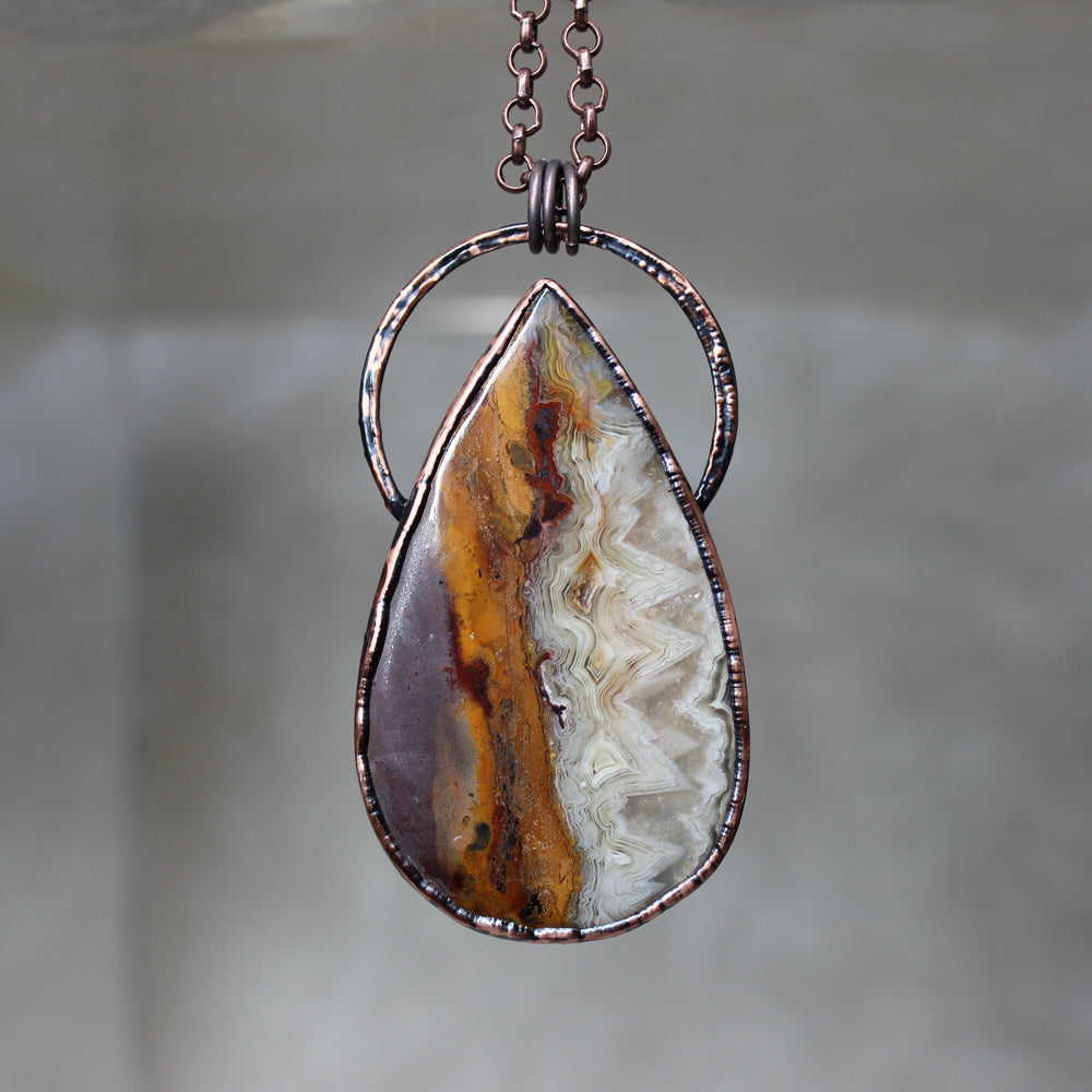 Large Lace Agate Necklace - d