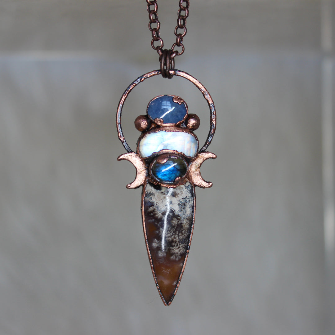 Plume Agate & Sapphire Necklace