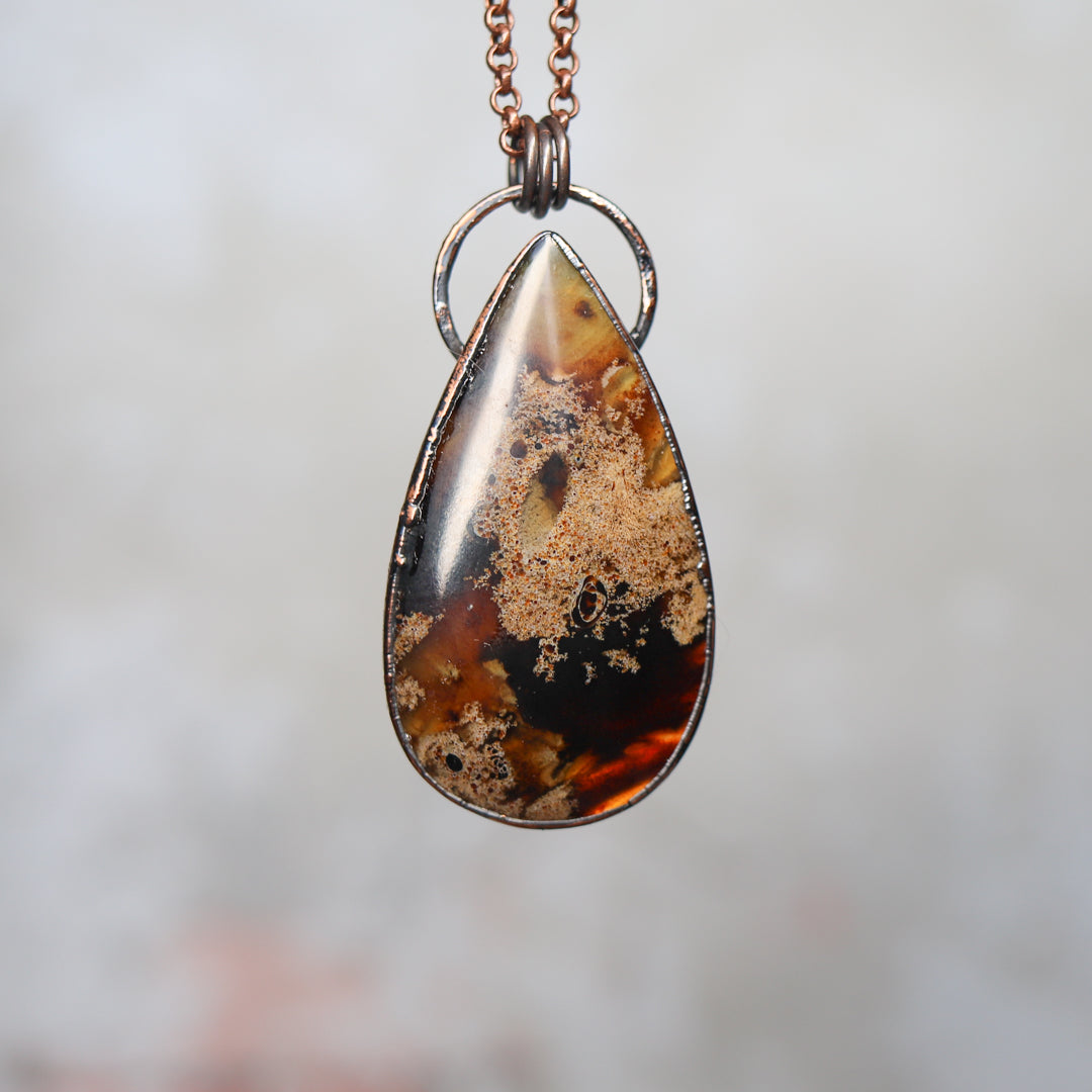 Amber Necklace (b)