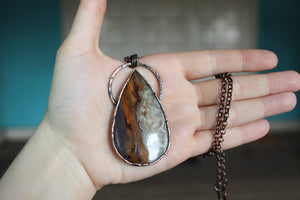 Large Lace Agate Necklace - d