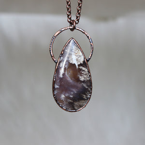 Plume Agate Necklace - b