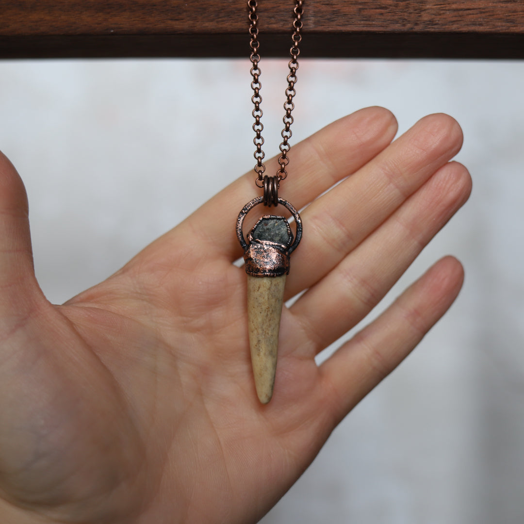 Small Antler & Sapphire Necklace (b)