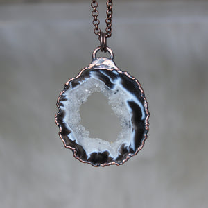 Geode Slice Necklace - b