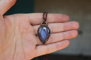 Small Sun/Moonstone Hybrid Necklace - b