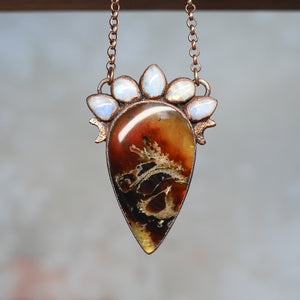 Celestial Amber Necklace (b)