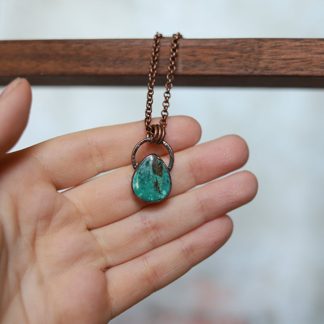 Turquoise Necklace (J)